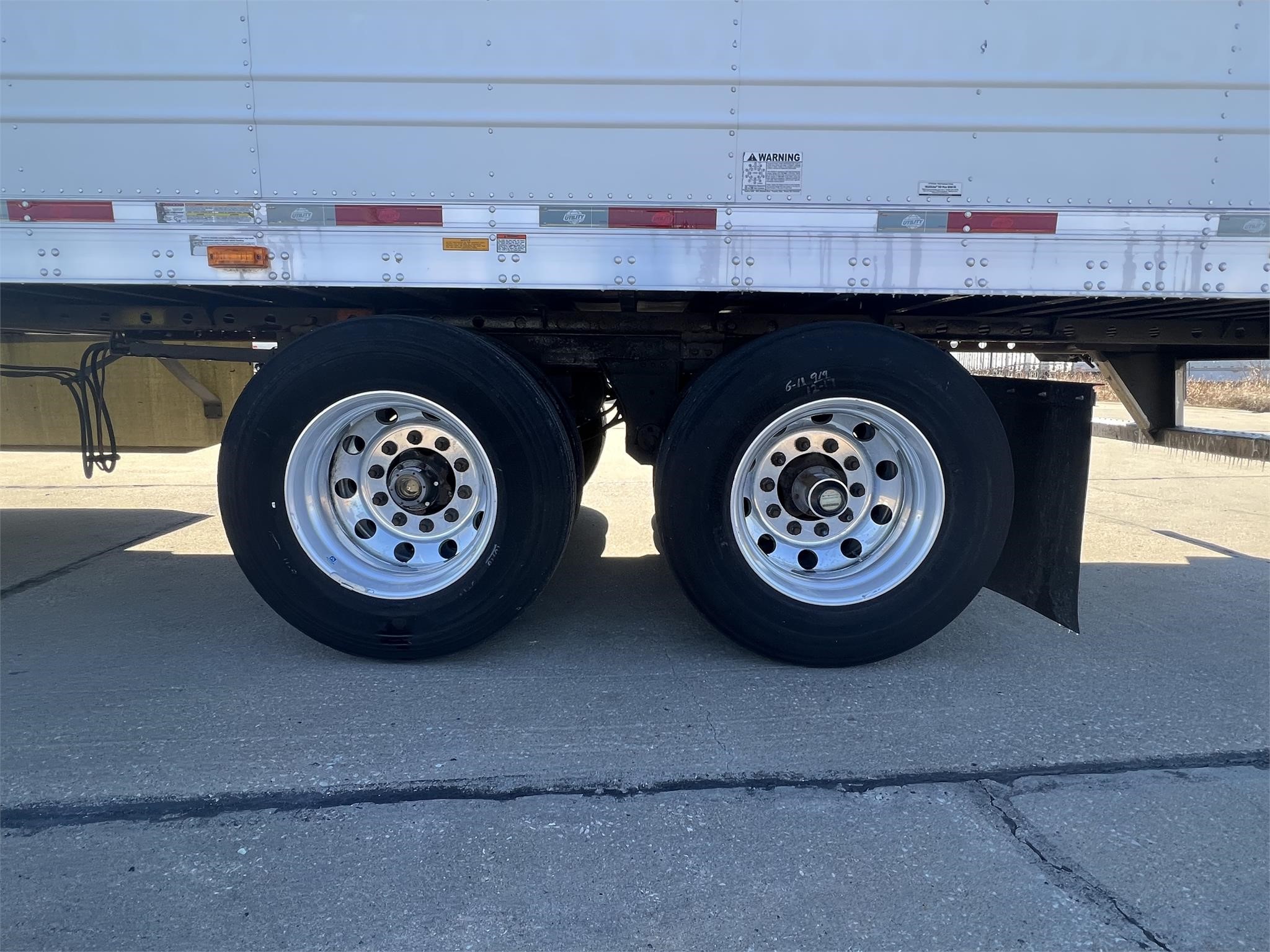 2019 UTILITY 3000R REEFER - image 4 of 6