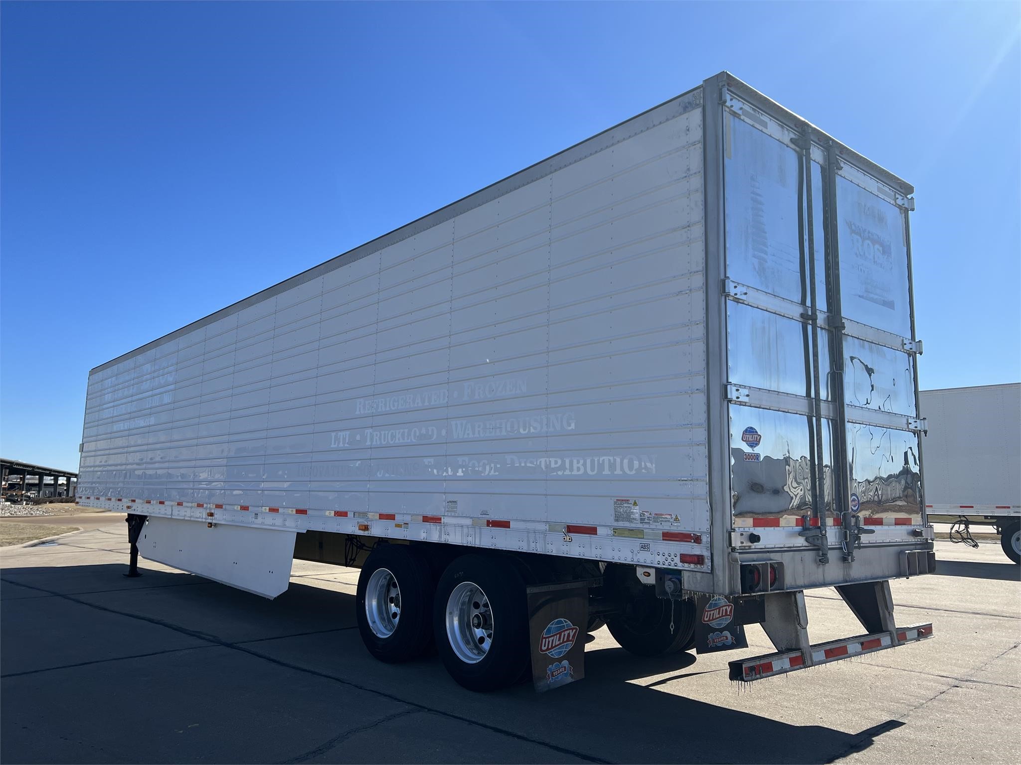 2019 UTILITY 3000R REEFER - image 5 of 6